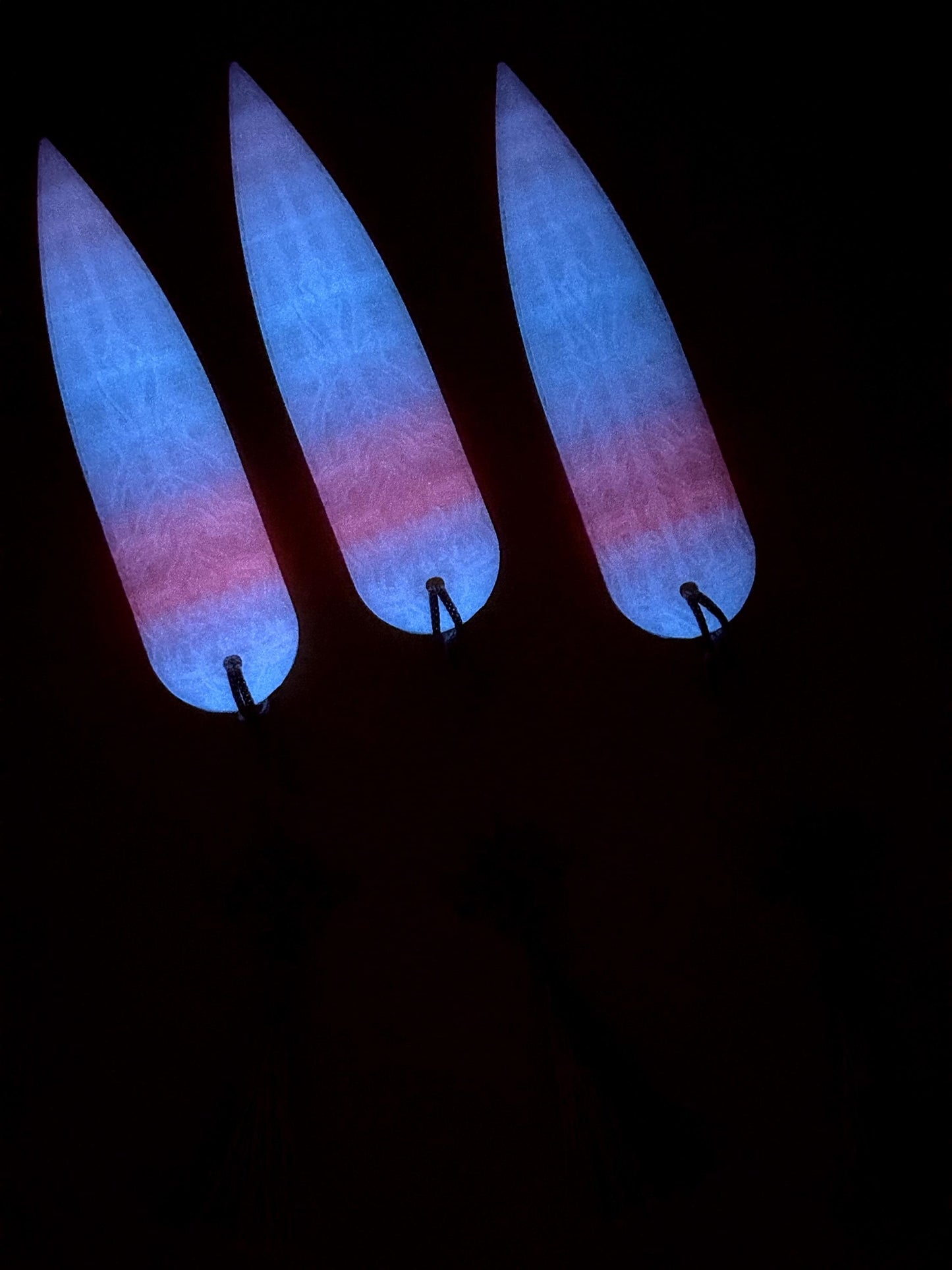 K-Pop Demon Hunters - Zoey's Throwing Knives/Blades. They glow in the dark!