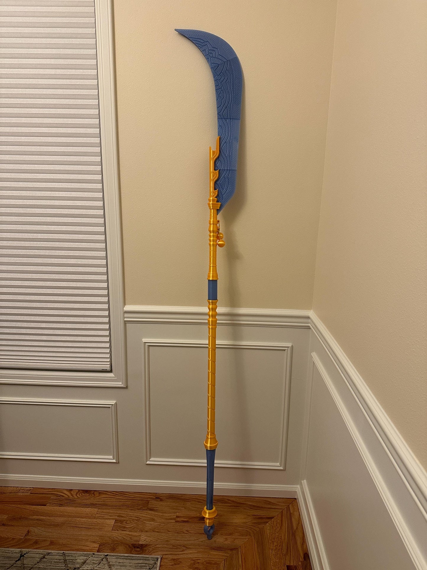 K-Pop Demon Hunters - Mira's Polearm. It glows in the dark! Full length!