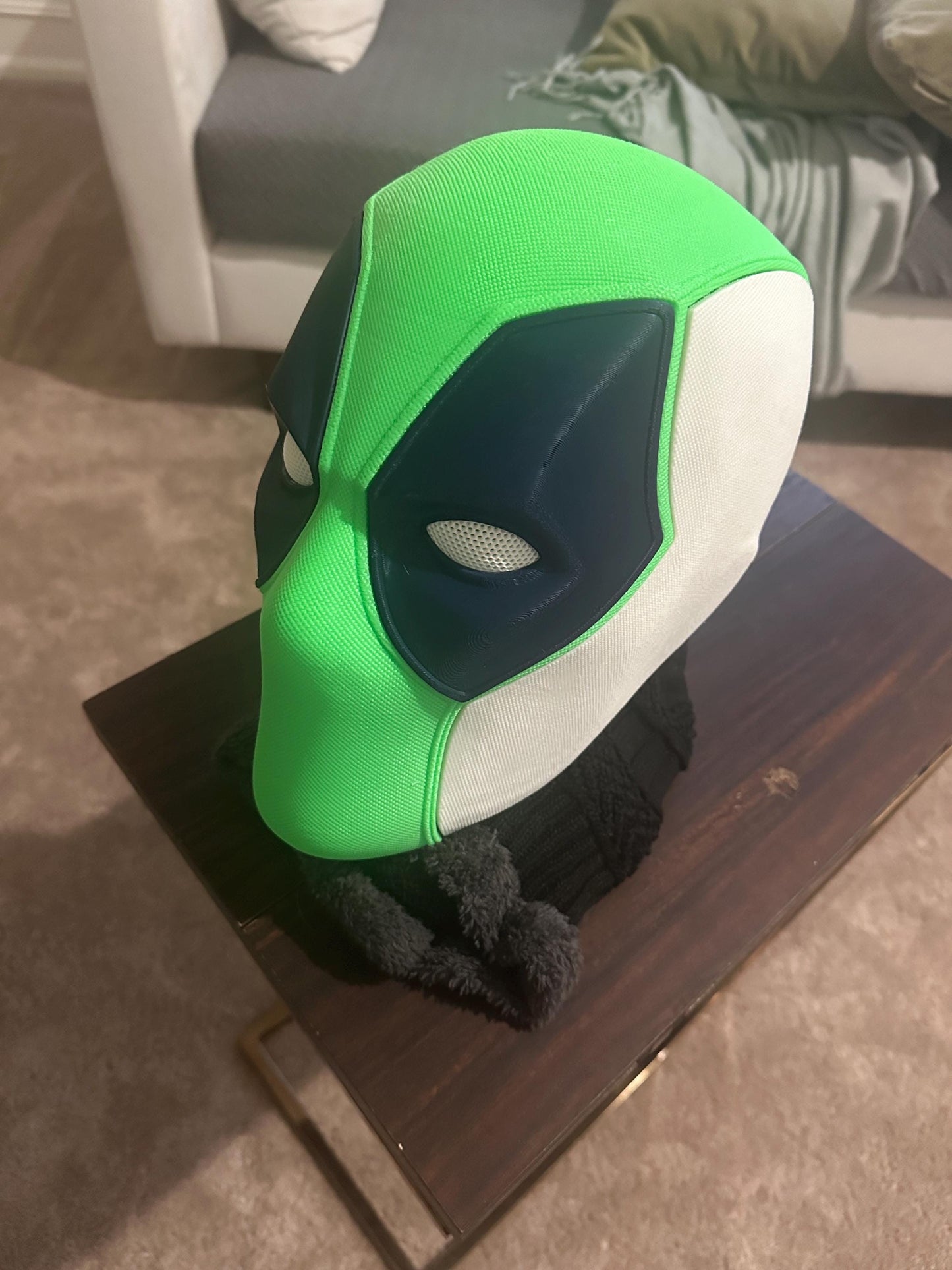 Seahawks‑Pool Super Bowl Helmet – Wearable 3D Printed Deadpool Mashup!