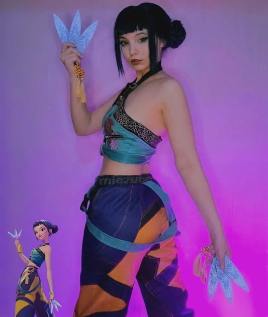 K-Pop Demon Hunters - Zoey's Throwing Knives/Blades. They glow in the dark!